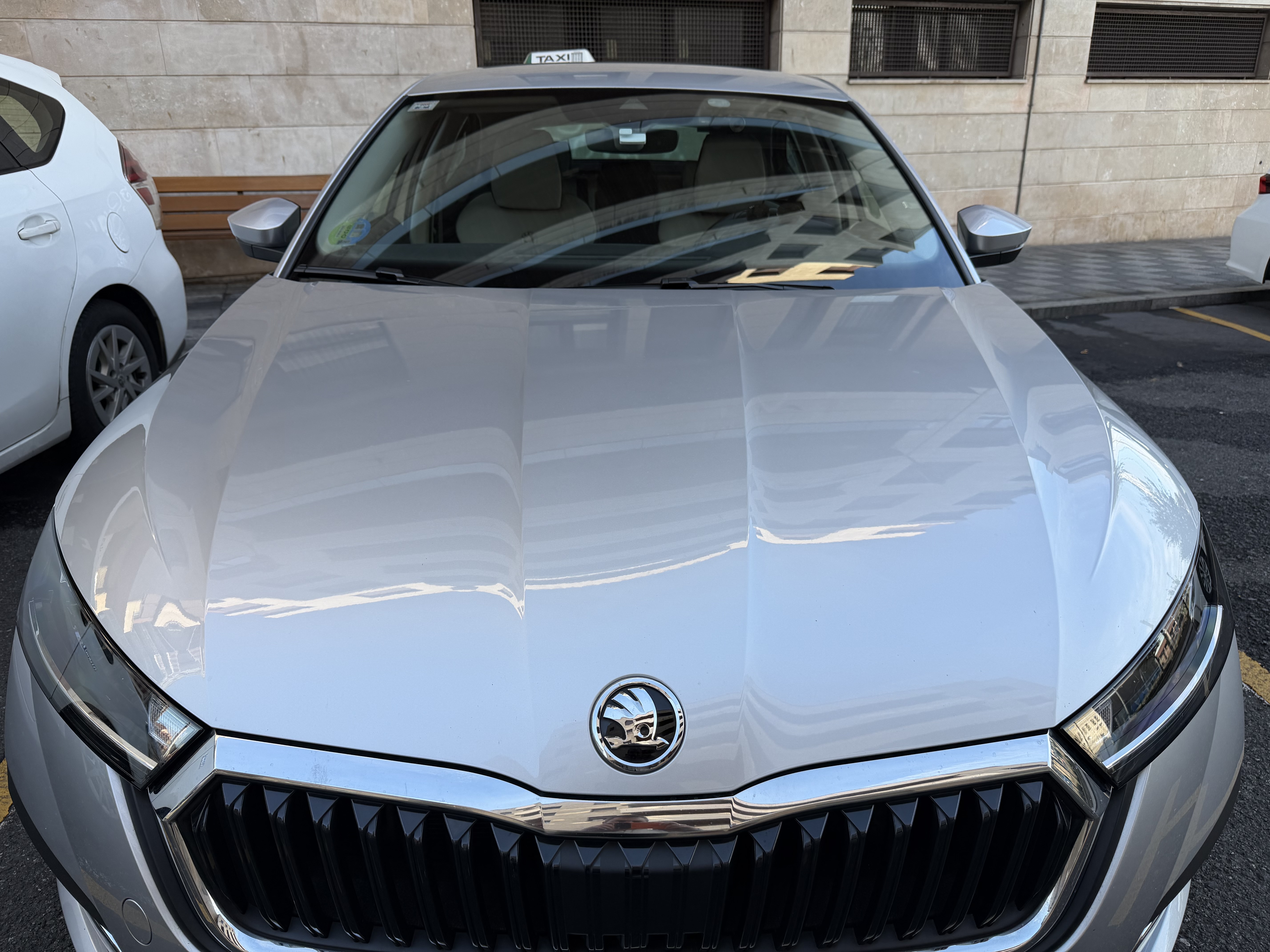 Taxi exterior Santurtzi 01