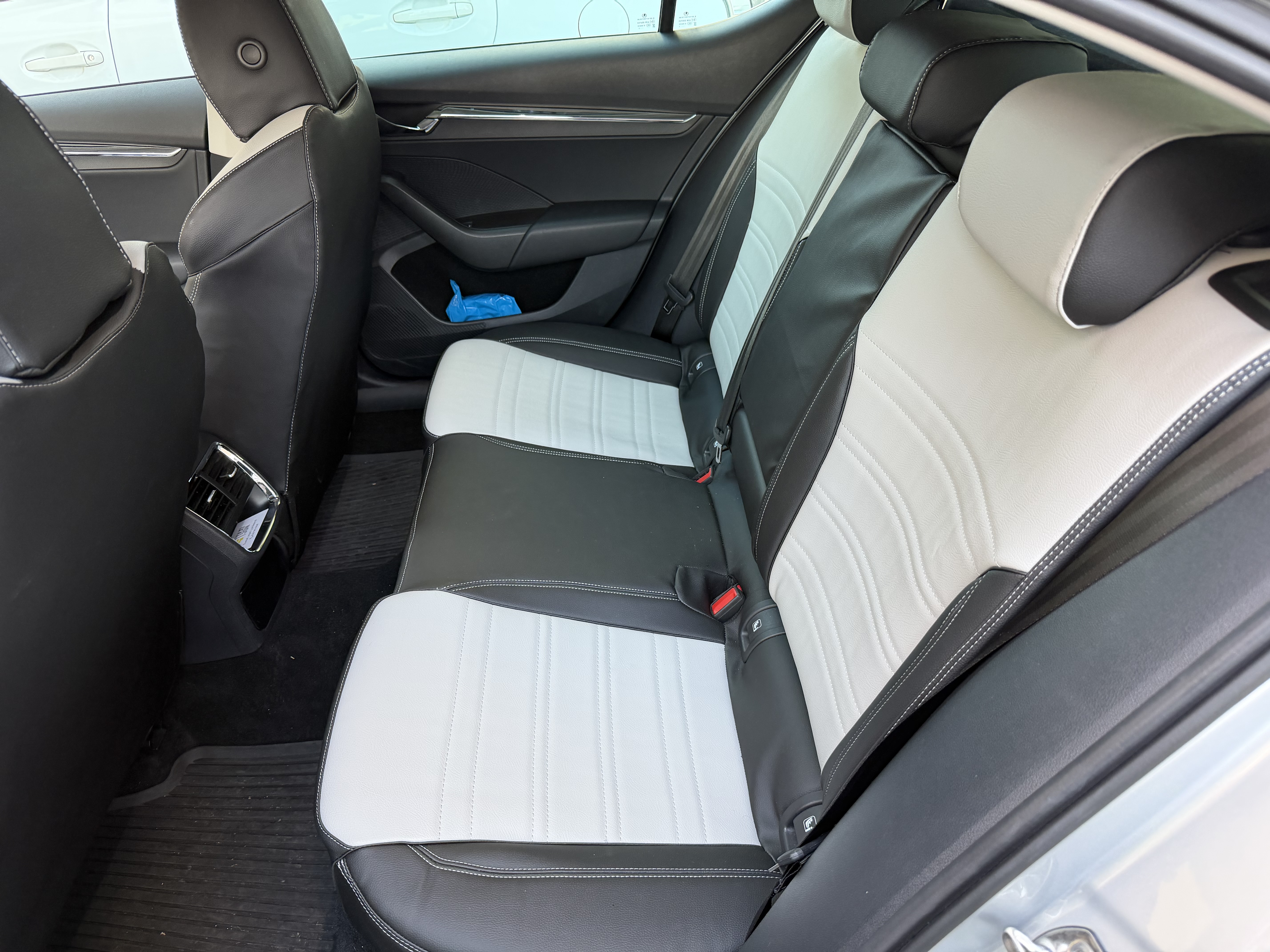 interior taxi Santurtzi 02